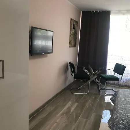 In Olympia Apartment