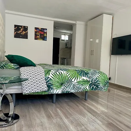 In Olympia Apartment